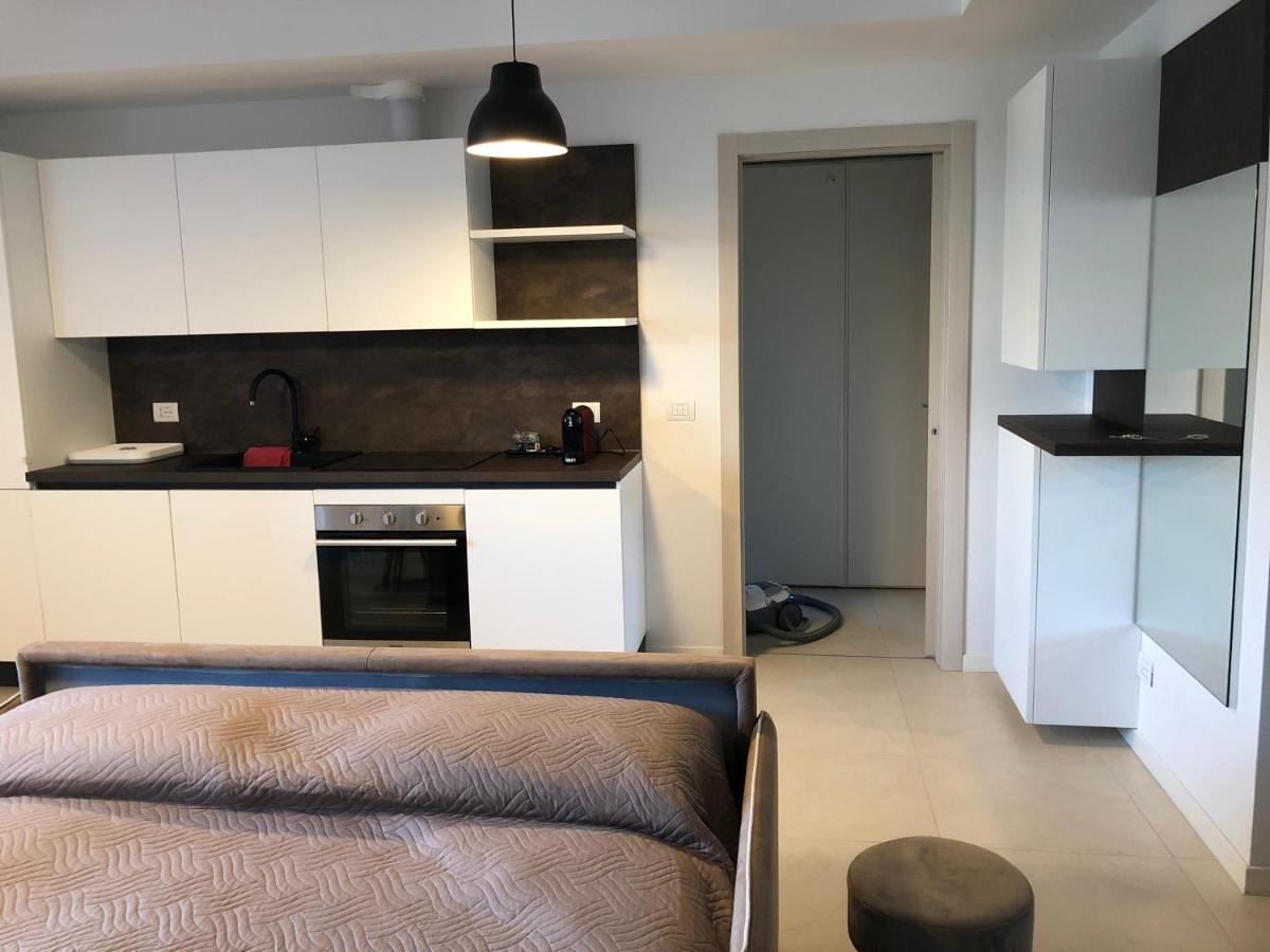 페로 Loft With Terrace In Uptown Milan Near Rho Fiera 아파트 외부 사진